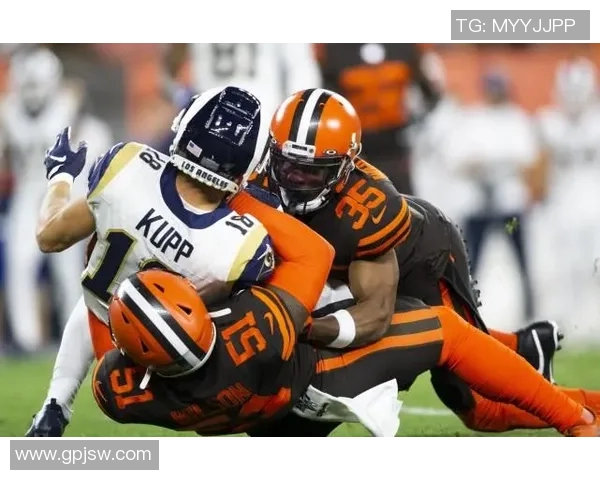 埃青年与特温特激战正酣谁能在这场对决中笑到最后 埃青年与特温特激战正酣谁能在这场对决中笑到最后