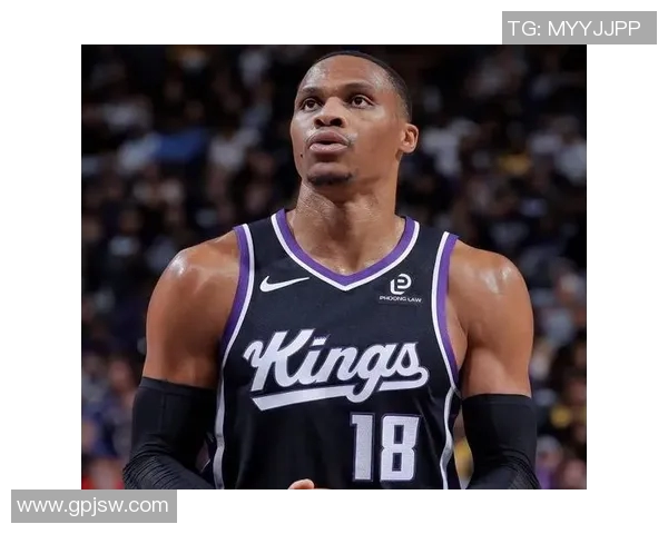 威少与莫兰特的对决谁能在赛场上更胜一筹引发球迷热议