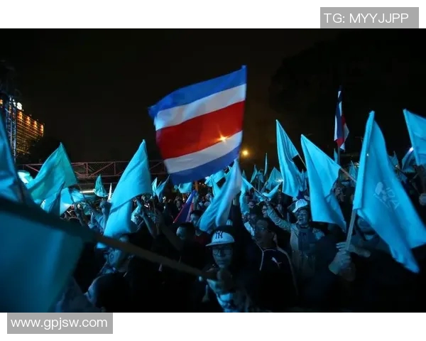 洪都拉斯与哥斯达黎加激战正酣谁将赢得这场精彩对决 洪都拉斯与哥斯达黎加激战正酣谁将赢得这场精彩对决