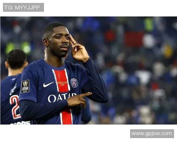 登贝莱在赛季中的惊艳表现与未来发展潜力分析 登贝莱在赛季中的惊艳表现与未来发展潜力分析