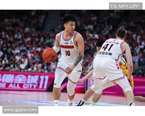 重庆篮球队的默契配合分析与战术探讨如何提升球队整体实力 重庆篮球队的默契配合分析与战术探讨如何提升球队整体实力