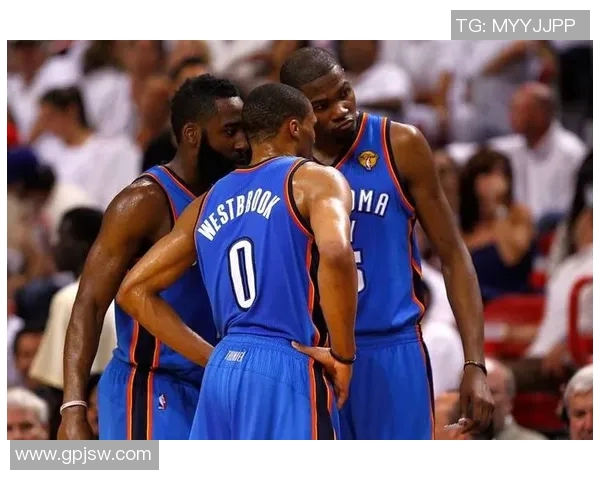 2012年NBA总决赛热火与雷霆的巅峰对决与传奇时刻回顾