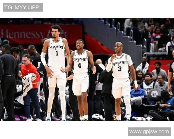 2018季前赛火箭与马刺精彩对决回顾及赛后分析