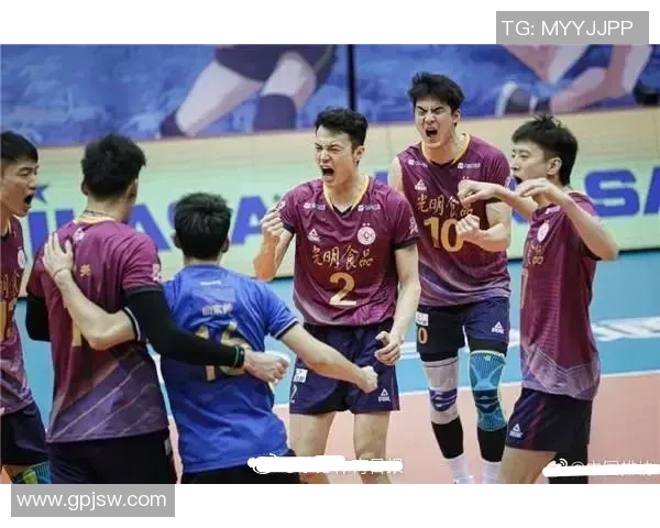 冈山绿雏迎战枥木队全力争胜展现球队实力与斗志